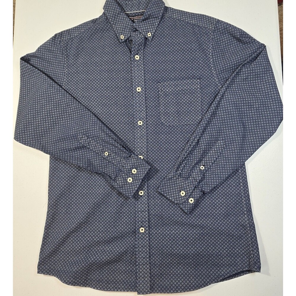 Roundtree & Yorke Dress Shirt Men's Medium Trim Fit Blue Office Casual Preppy